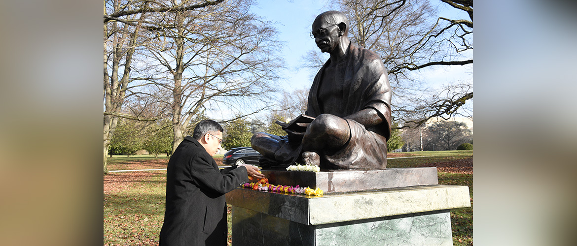  H.E. Mr. Arindam Bagchi, Permanent Representative of India to the United Nations and other International Organizations in Geneva paying floral tribute to Gandhi ji on his Punya Tithi in Ariana Park, Geneva.