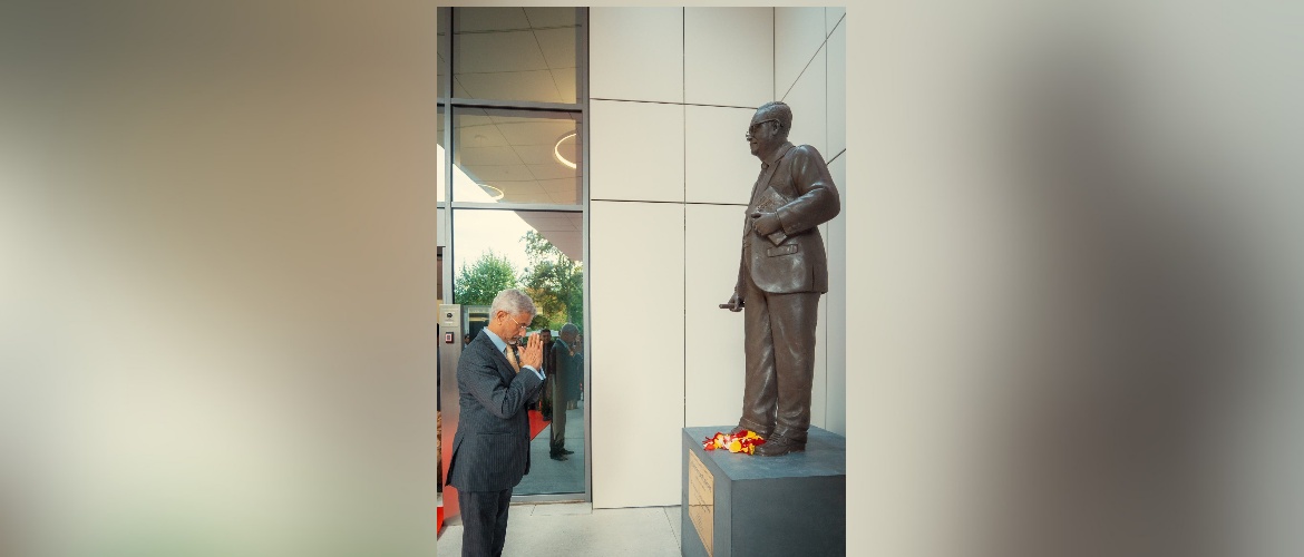  External Affairs Minister Dr. S. Jaishankar paying respects to Dr. Bhimrao Ambedkar, the architect of the Indian Constitution