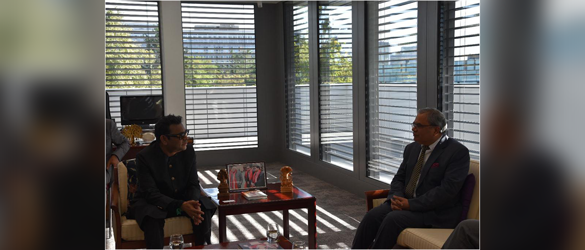  Amb. Indra Mani Pandey, PR of India to the UN and other IOs in discussion with world renowned Indian music composer, singer, song-writer, music producer, multi-instrumentalist and philanthropist A. R. Rahman